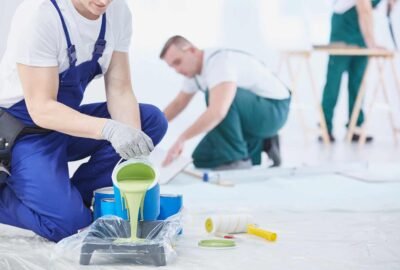 Choosing-a-painter-138715034
